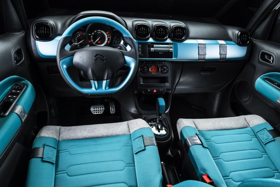 Интерьер Citroen AirCross Beachcrosser 2016 года  (фото 3 из 5)